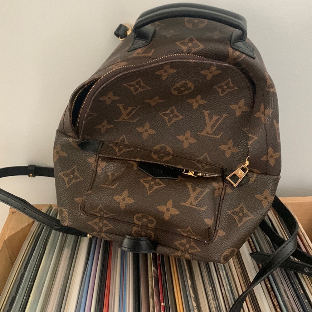 Only worn a few times - fake replica dupe designer purse